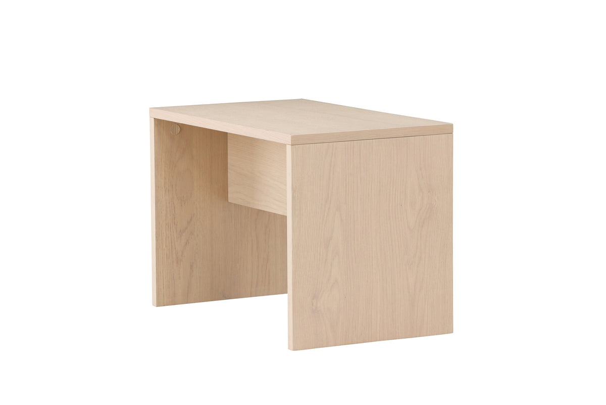 Juni Sofatisch in Whitewash präsentiert im Onlineshop von KAQTU Design AG. Beistelltisch ist von Venture Home
