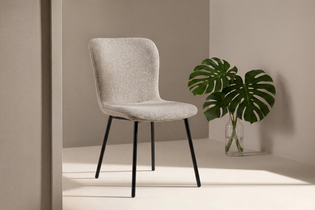 Linus Esszimmerstuhl in Beige präsentiert im Onlineshop von KAQTU Design AG. Stuhl ist von Venture Home