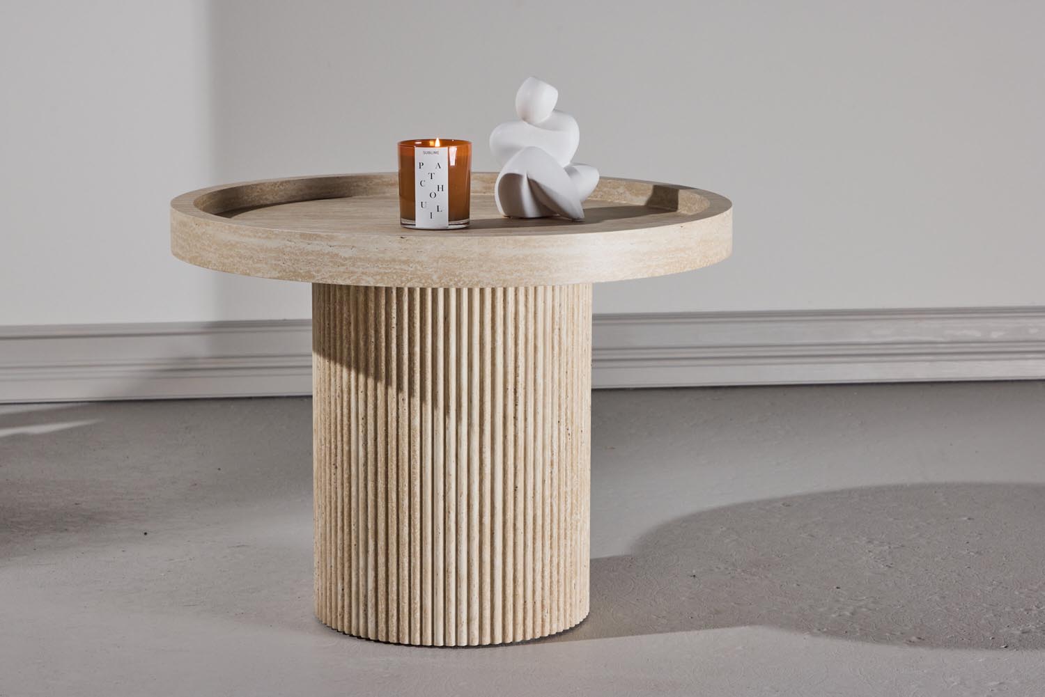 Krille Beistelltisch in Beige präsentiert im Onlineshop von KAQTU Design AG. Beistelltisch ist von Venture Home