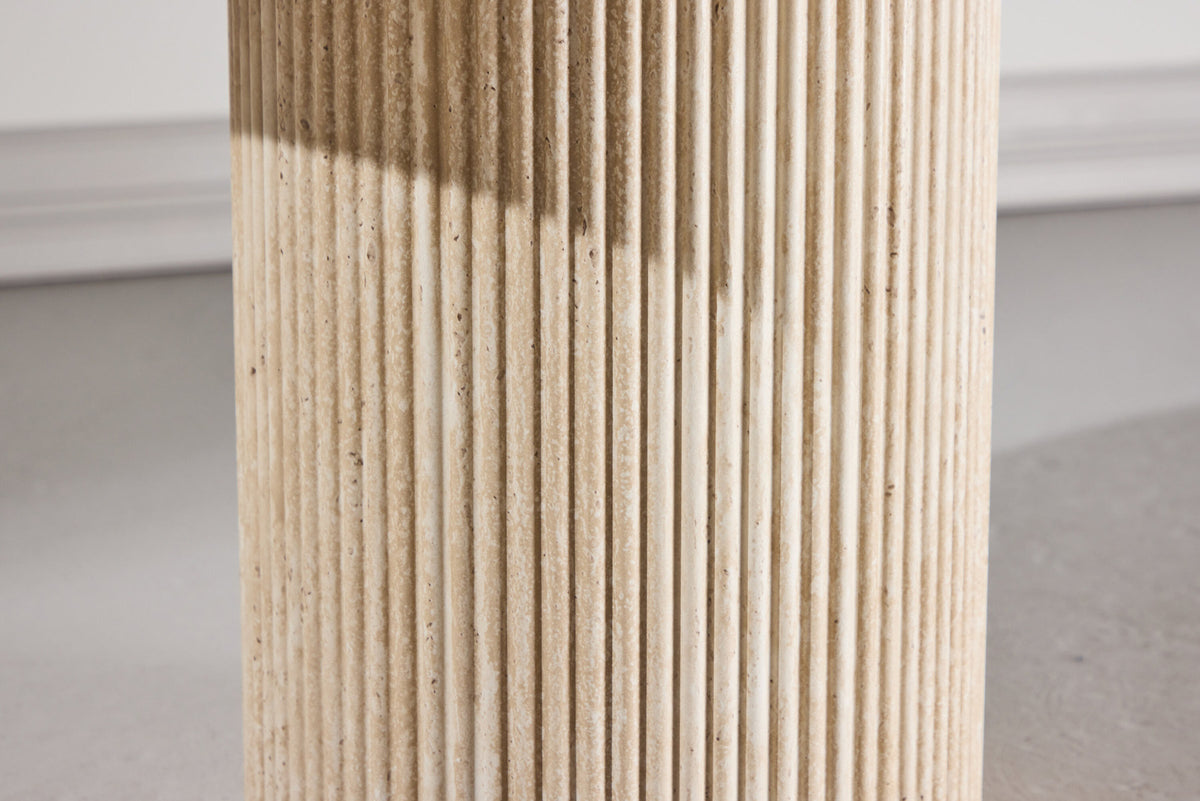 Krille Sofatisch in Beige präsentiert im Onlineshop von KAQTU Design AG. Beistelltisch ist von Venture Home
