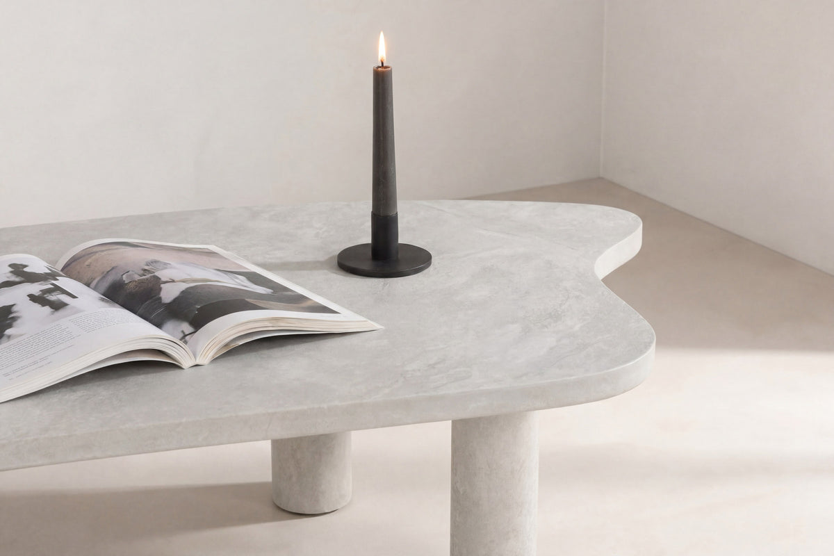 Polle Sofatisch in Hellgrau präsentiert im Onlineshop von KAQTU Design AG. Couchtisch ist von Venture Home