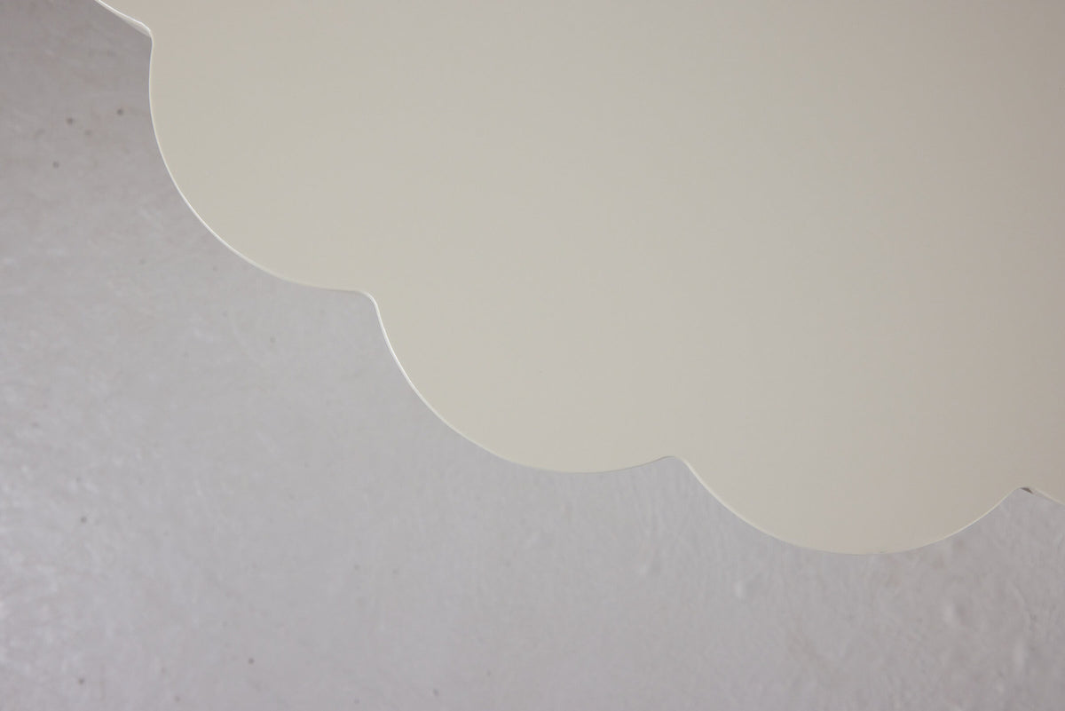 Krull Sofatisch in Beige präsentiert im Onlineshop von KAQTU Design AG. Beistelltisch ist von Venture Home