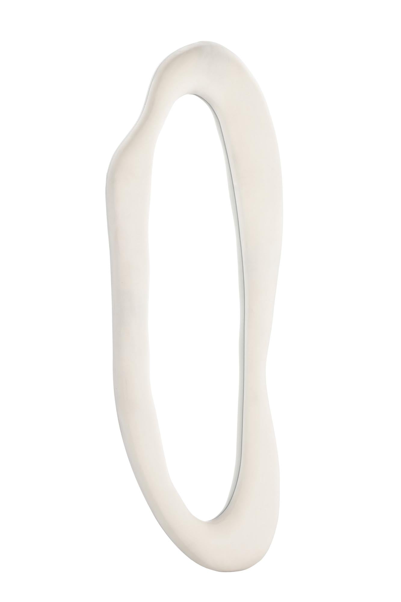 Louiseville Spiegel in Beige präsentiert im Onlineshop von KAQTU Design AG. Standspiegel ist von Venture Home