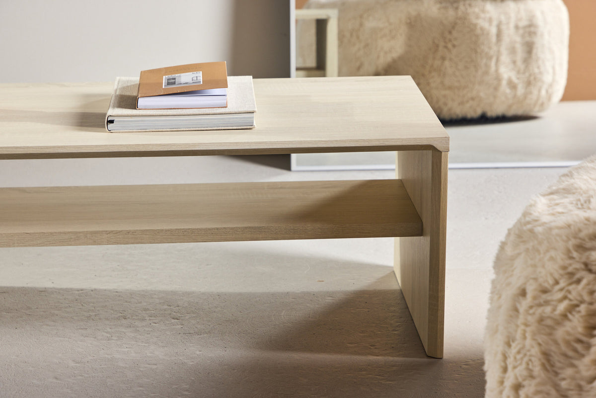 Telemarket Sofatisch in Weisswäsche präsentiert im Onlineshop von KAQTU Design AG. Beistelltisch ist von Venture Home