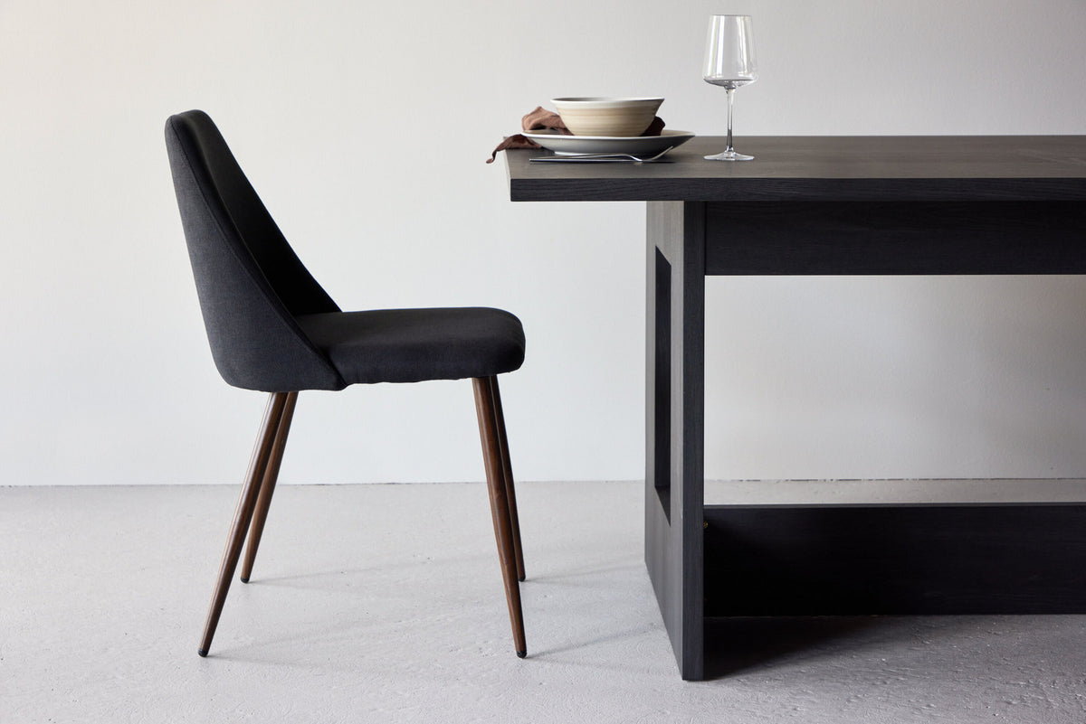 Night Esszimmerstuhl in Schwarz präsentiert im Onlineshop von KAQTU Design AG. Stuhl ist von Venture Home