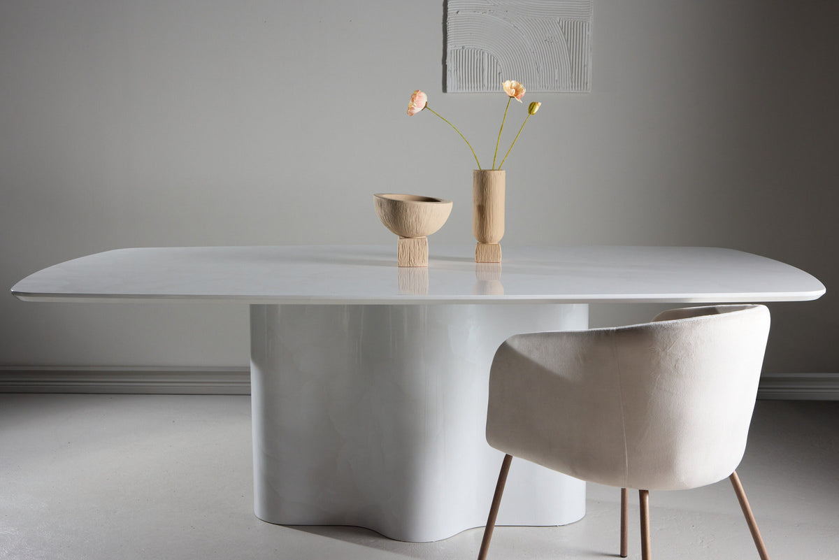 Väddö Rechteckiger Esstisch in Weiss präsentiert im Onlineshop von KAQTU Design AG. Esstisch ist von Vind