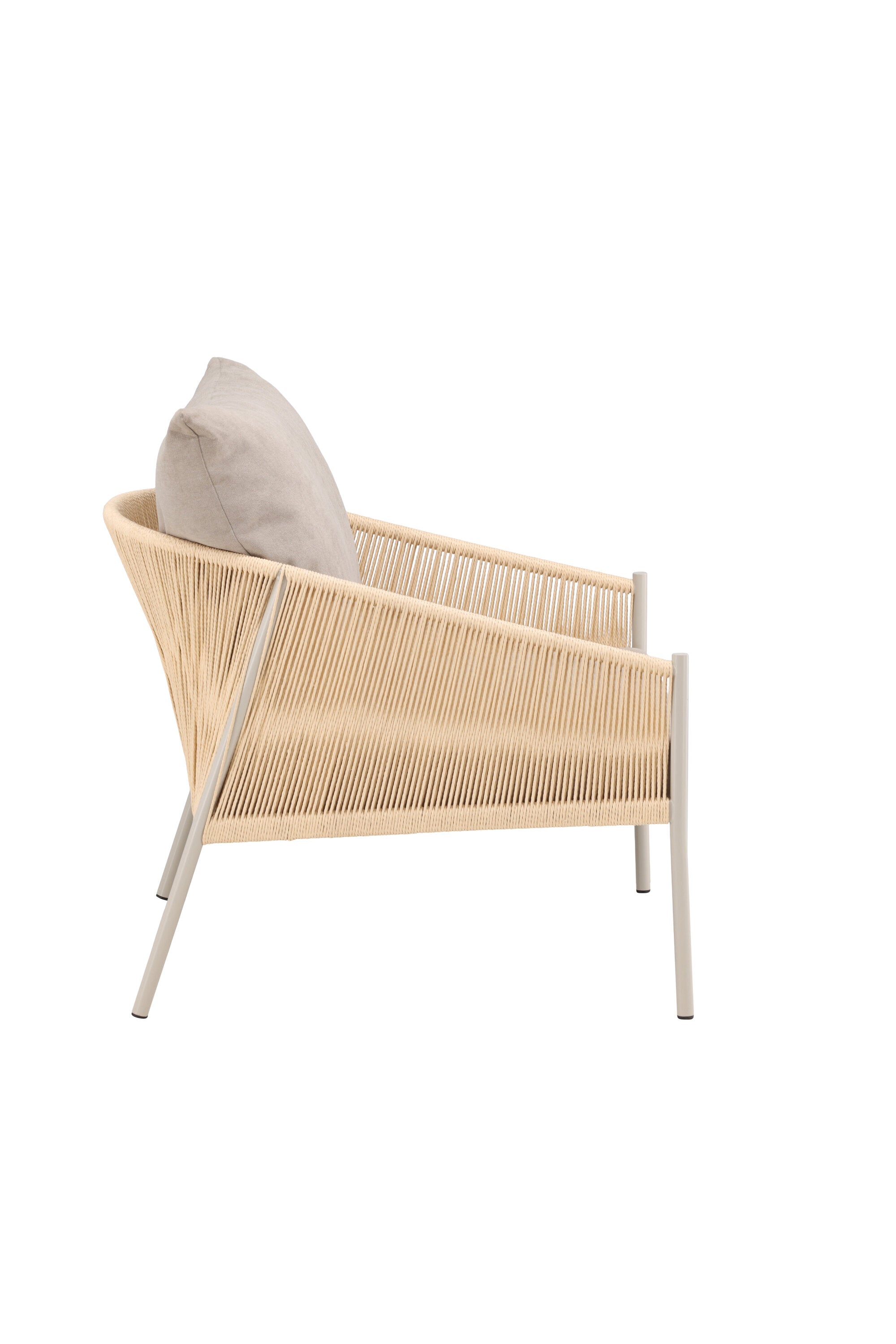 Louie Sessel in Beige präsentiert im Onlineshop von KAQTU Design AG. Sessel ist von Vind