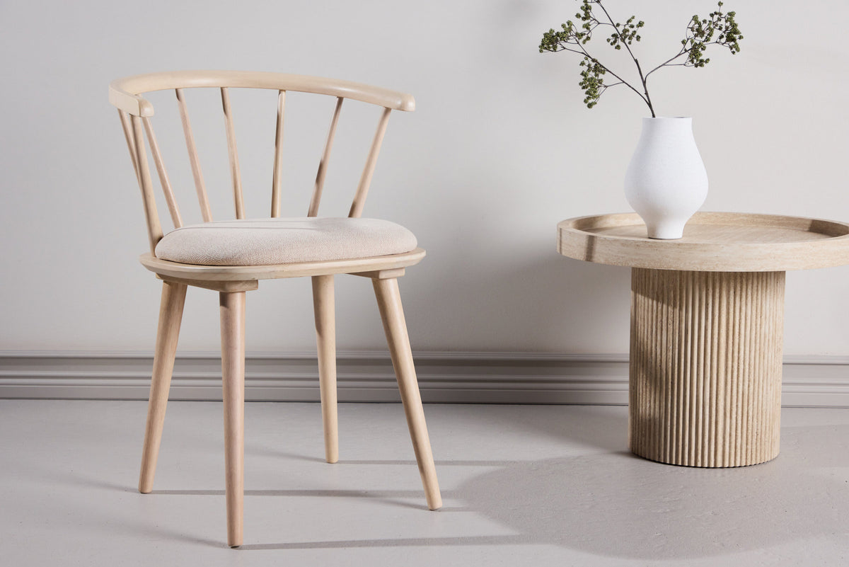 Bobby Esszimmerstuhl in Tünche präsentiert im Onlineshop von KAQTU Design AG. Stuhl ist von Venture Home