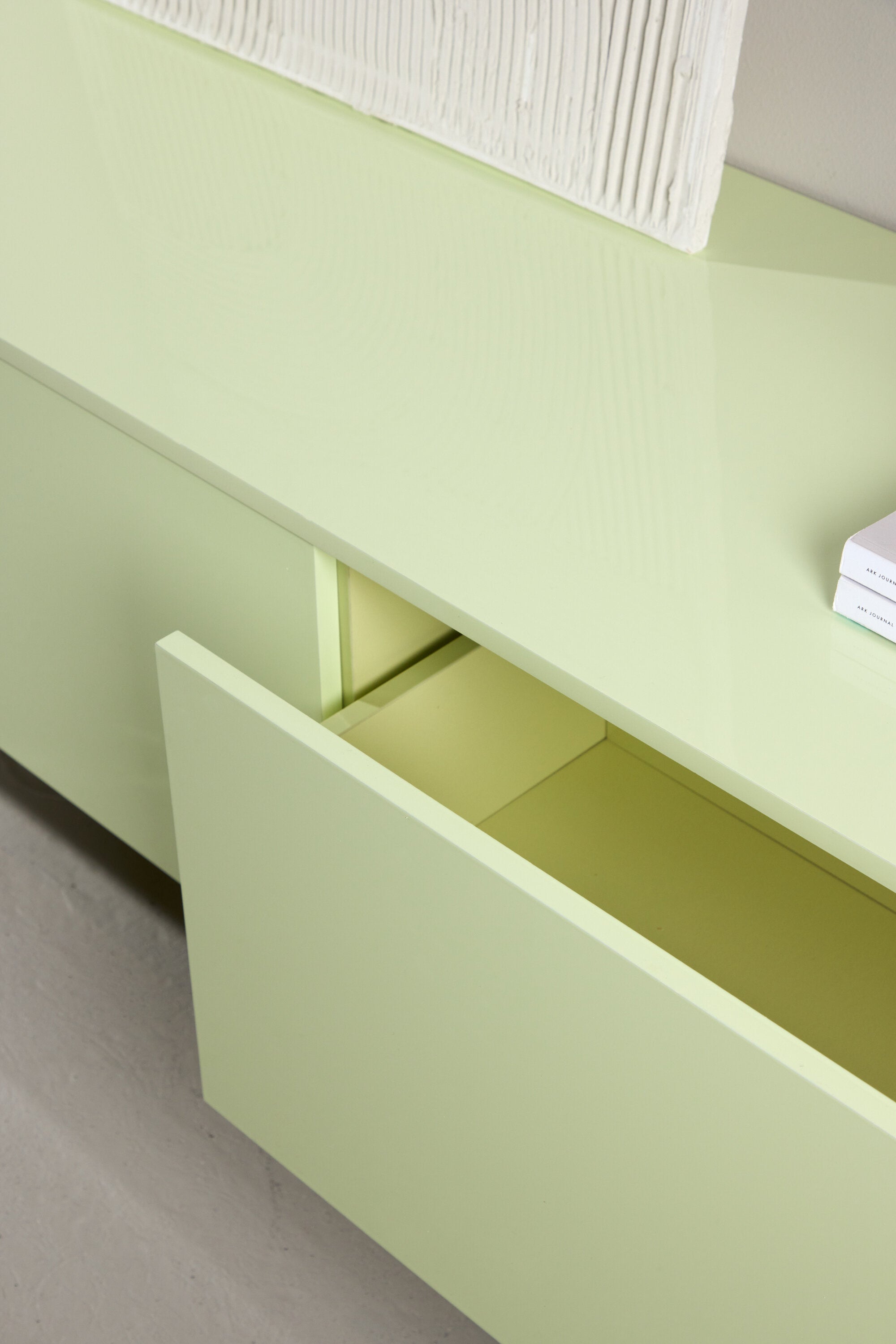 Frihamn-Schublade in Grün präsentiert im Onlineshop von KAQTU Design AG. Regal Zubehör ist von Venture Home