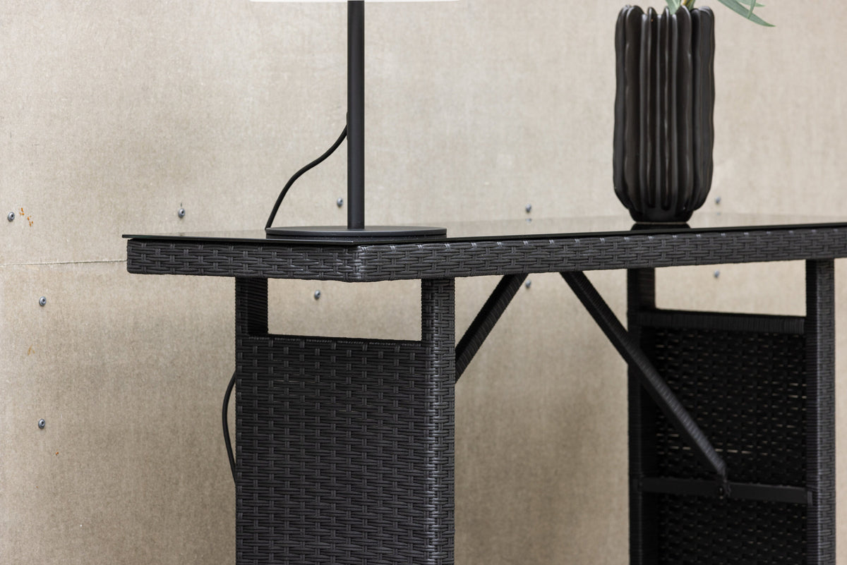 Padova Beistelltisch in Schwarz präsentiert im Onlineshop von KAQTU Design AG. Beistelltisch Outdoor ist von Venture Home