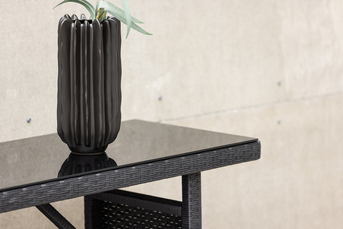 Padova Beistelltisch in Schwarz präsentiert im Onlineshop von KAQTU Design AG. Beistelltisch Outdoor ist von Venture Home