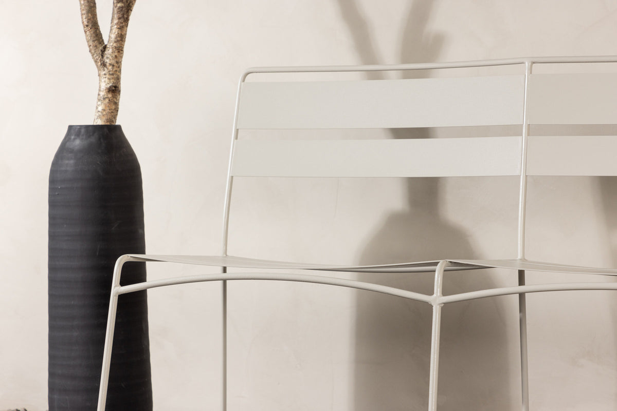 Lina 3-Seat Sofa in Beige präsentiert im Onlineshop von KAQTU Design AG. 3er Sofa ist von Venture Home