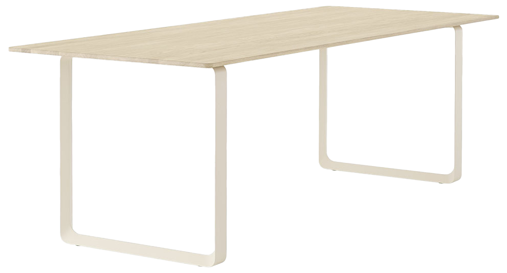 70/70 Tisch in Eiche massiv / Sand präsentiert im Onlineshop von KAQTU Design AG. Esstisch ist von Muuto