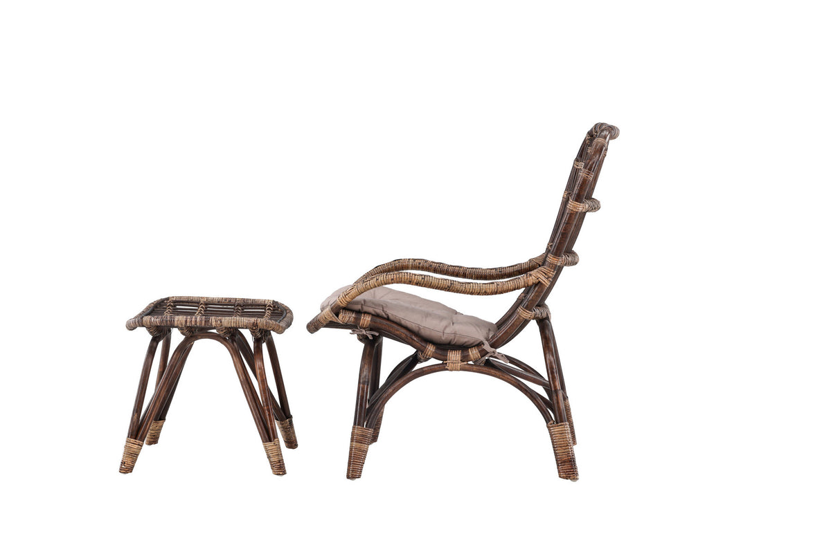 Ella Lounge Stuhl in Dark Walnut präsentiert im Onlineshop von KAQTU Design AG. Outdoor-Sessel ist von Venture Home