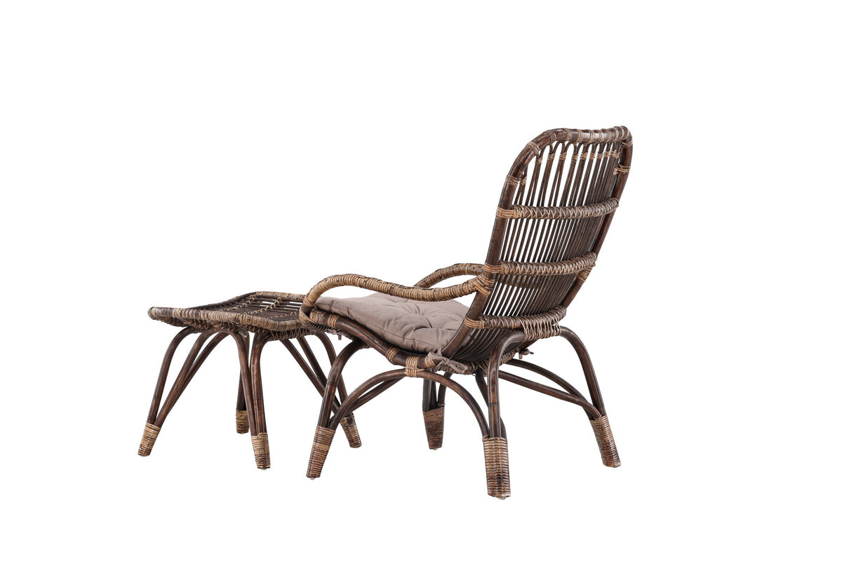 Ella Lounge Stuhl in Dark Walnut präsentiert im Onlineshop von KAQTU Design AG. Outdoor-Sessel ist von Venture Home