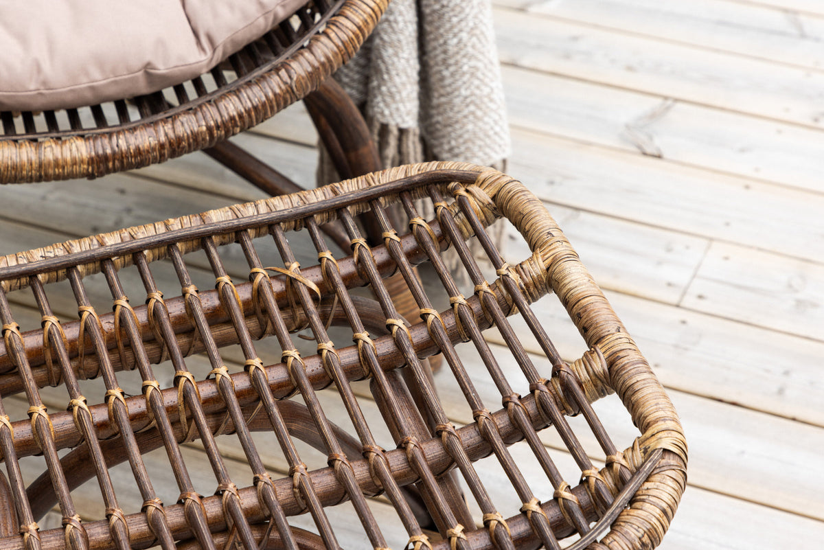 Ella Lounge Stuhl in Dark Walnut präsentiert im Onlineshop von KAQTU Design AG. Outdoor-Sessel ist von Venture Home