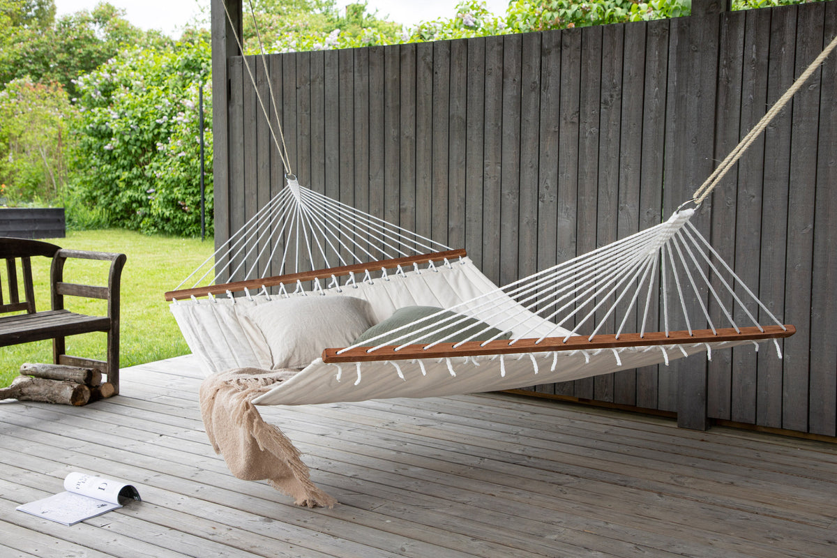 Marbella Hängematte in Cremefarben präsentiert im Onlineshop von KAQTU Design AG. Hängematte ist von Venture Home
