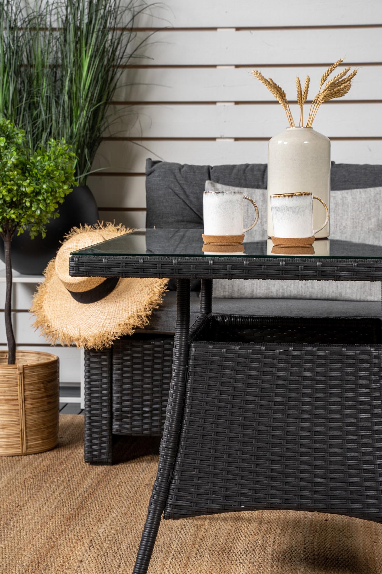 Watford Ecksofa Outdoorset 80cm in Schwarz präsentiert im Onlineshop von KAQTU Design AG. Loungeset ist von Venture Home