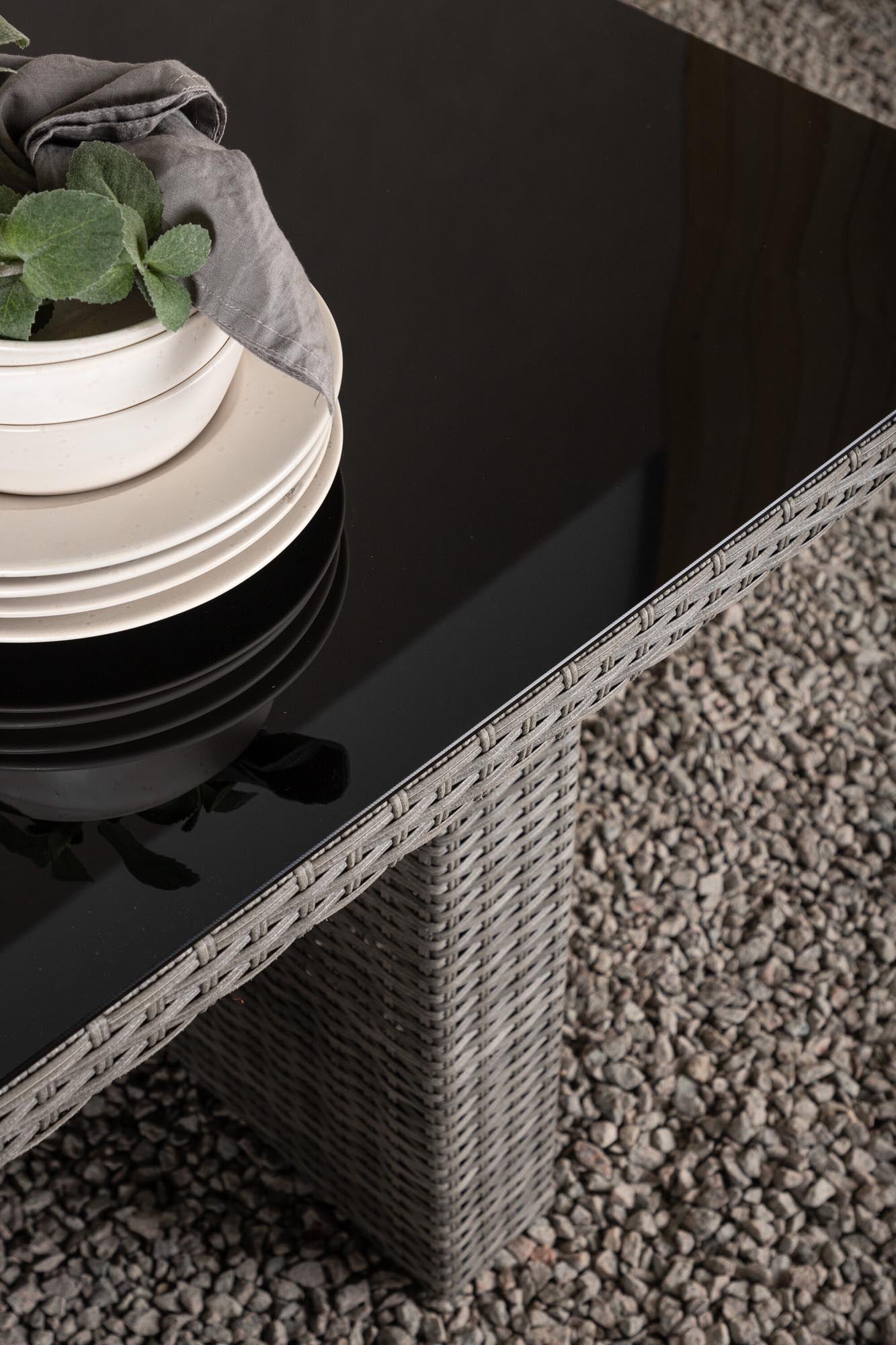 Padova Gartentisch in Grau präsentiert im Onlineshop von KAQTU Design AG. Gartentisch ist von Venture Home