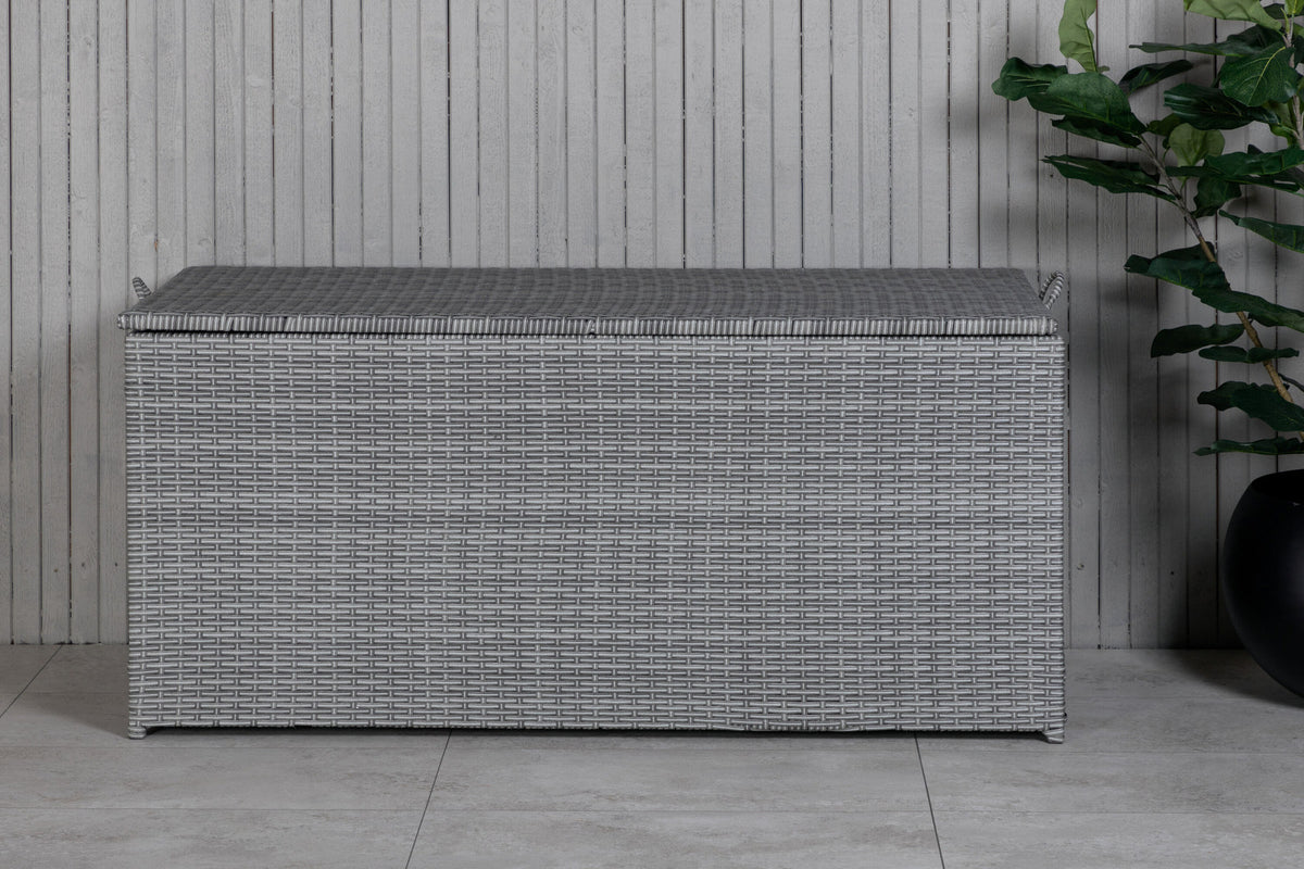 Londoner Kissenbox in Grau präsentiert im Onlineshop von KAQTU Design AG. Aufbewahrungsbox ist von Venture Home