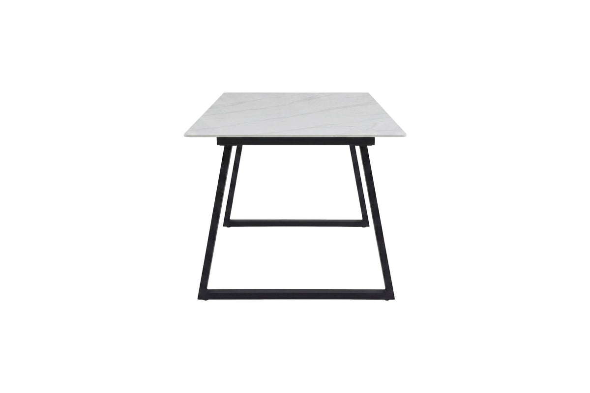 Estelle Rechteckiger Esstisch in Weiss präsentiert im Onlineshop von KAQTU Design AG. Esstisch ist von Venture Home