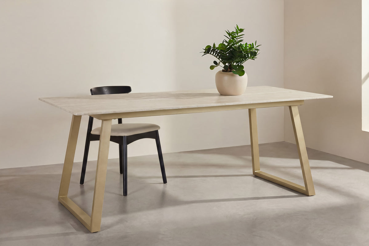 Estelle Rechteckiger Esstisch in Beige präsentiert im Onlineshop von KAQTU Design AG. Esstisch ist von Venture Home