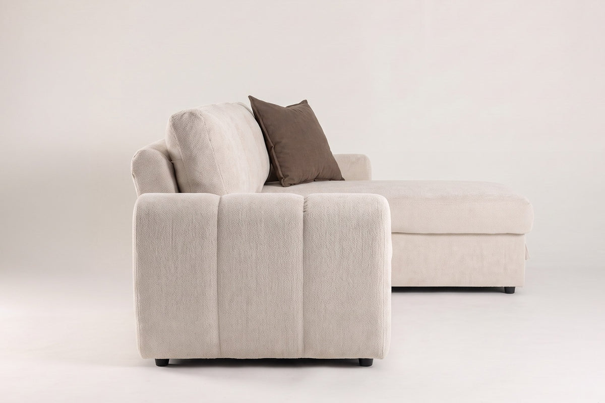 Beige Bettsofa Teo von Venture Home mit Polyesterbezug, Eukalyptusanteil und schwarzen Beinen, im aufgeklappten Zustand als Bett gezeigt.