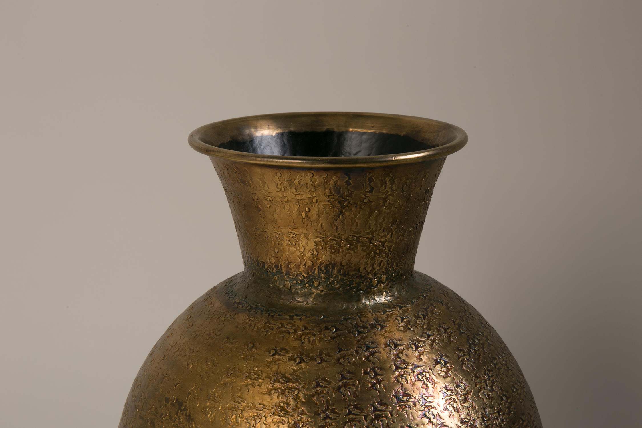 Vase BAHIR - KAQTU Design