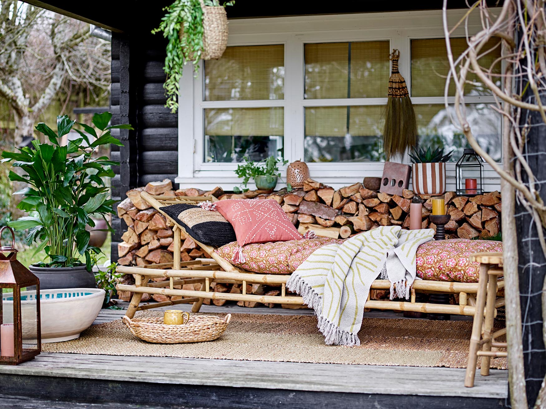 Sole day bed, nature, bamboo