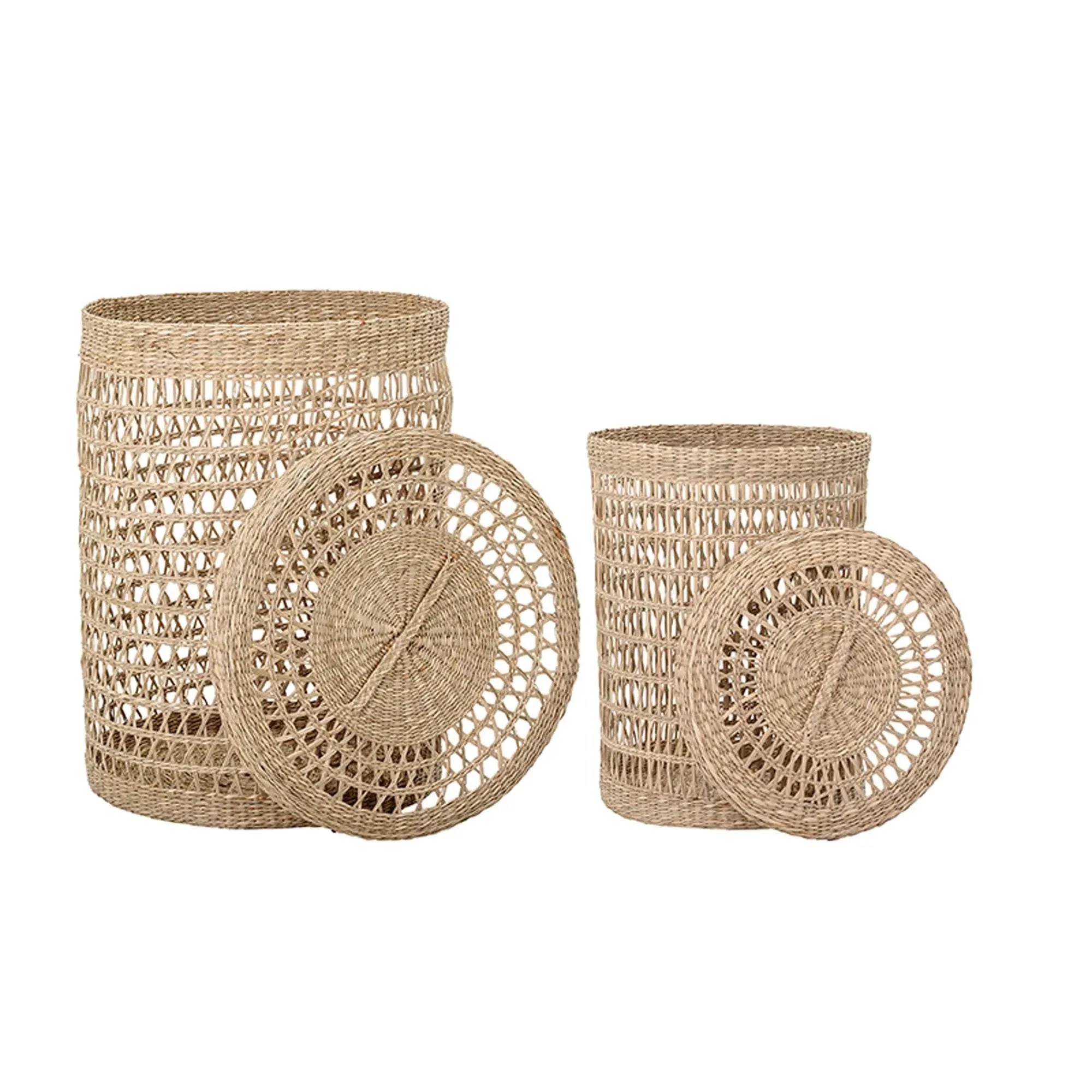 Connie Basket: Natürlicher Seegraskorb mit Deckel von Bloomingville.