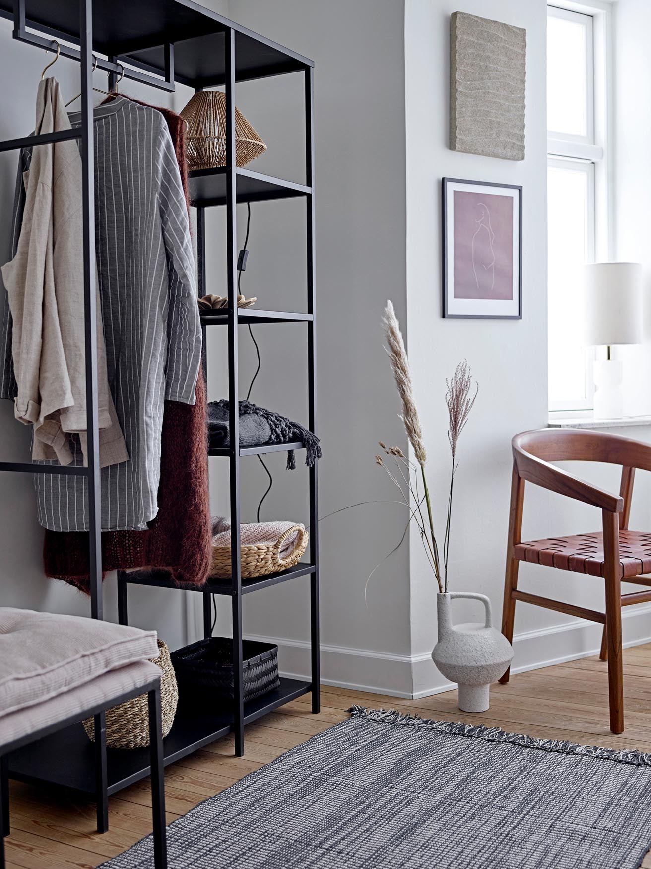 Valde Clothes Rack, Black, Metal