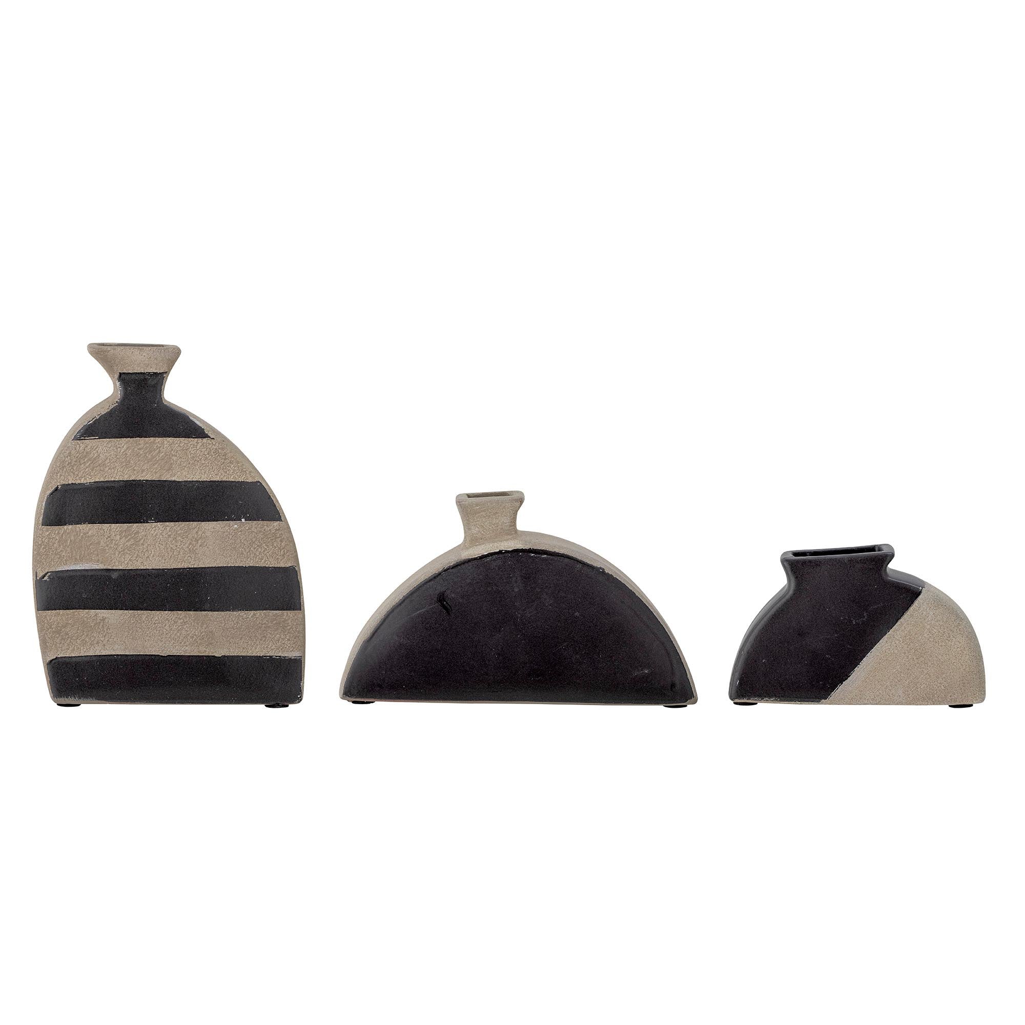 Elegante Nezha Vase aus schwarzer Terracotta von Bloomingville.