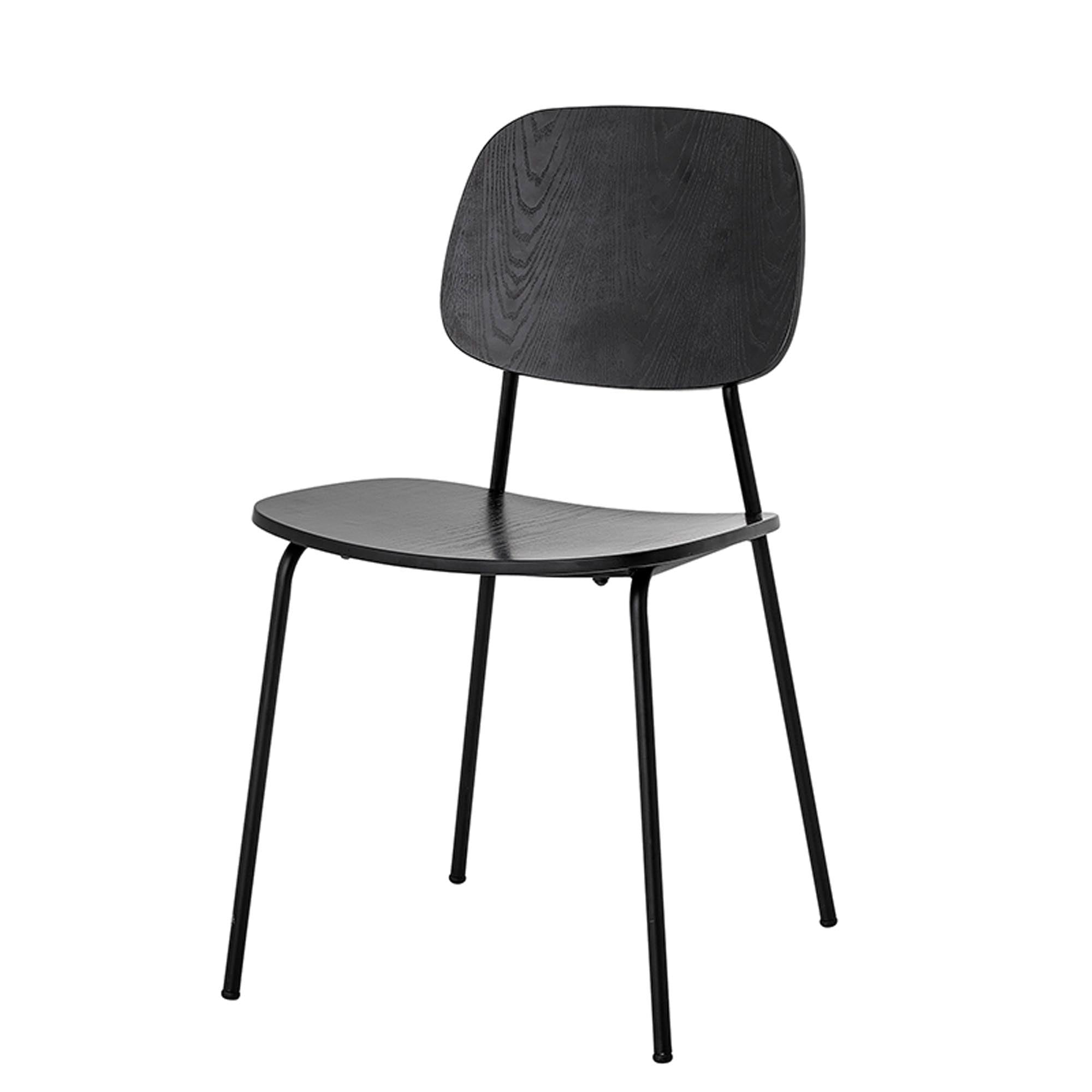 Eleganter Monza Esszimmerstuhl in Schwarz, gefertigt aus robustem Sperrholz. Ideal für modernes Wohnen mit skandinavischem Flair.