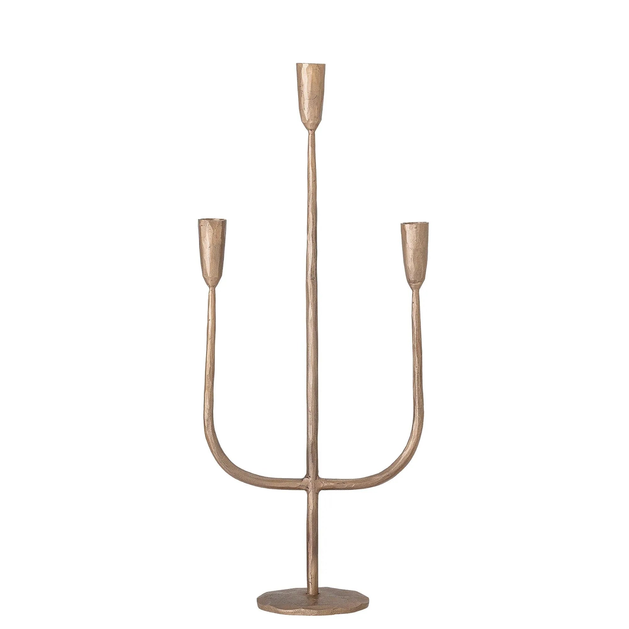 Eleganter Ace Kerzenhalter aus Messing von Bloomingville: zeitloses Design, stabil, ideal für festliche Anlässe und stilvolle Akzente.