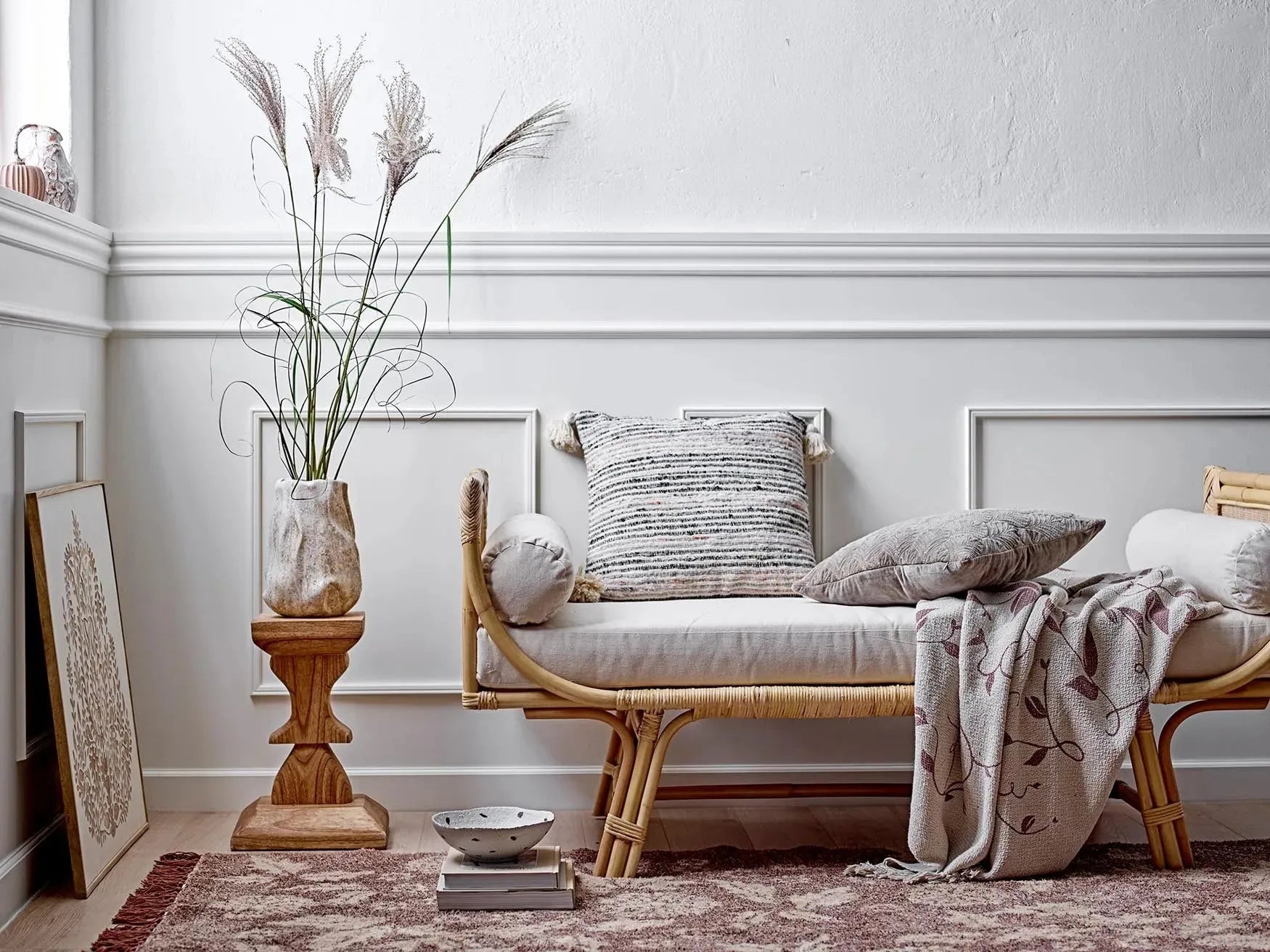 Die Nevil Wanddekoration aus weißem Mangoholz von Creative Collection verleiht Ihrem Zuhause eine stilvolle und natürliche Note.