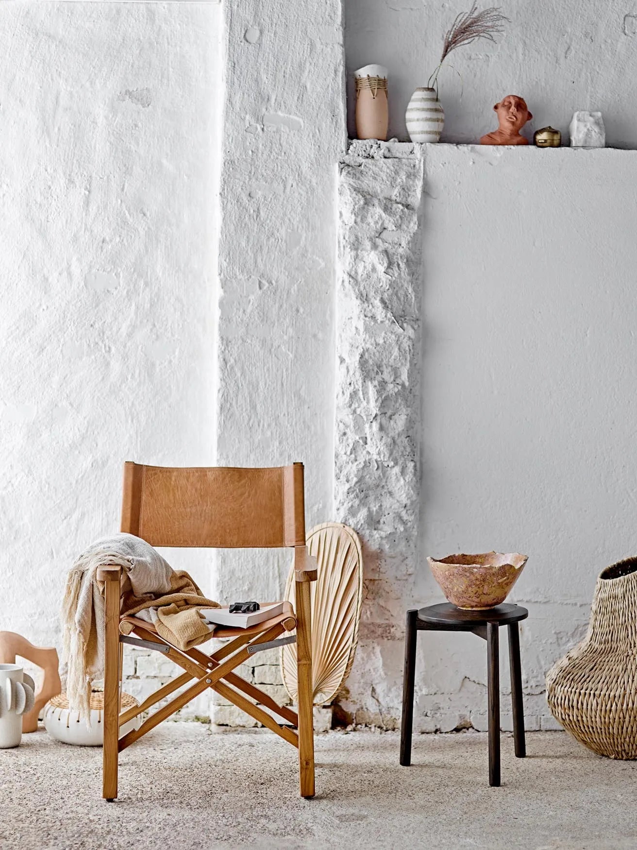 Der Levis Korb von Bloomingville: Ein stilvoller, handgefertigter Aufbewahrungskorb aus Gebang Palm mit stabilen Eisenakzenten.