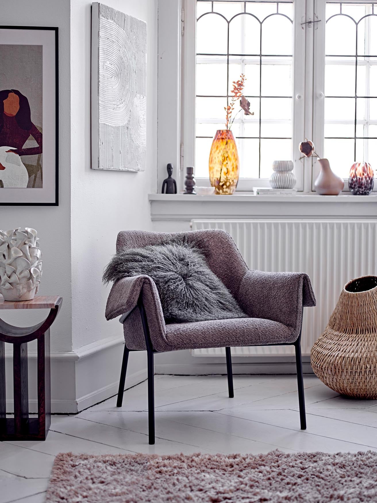 Der Levis Korb von Bloomingville aus natürlichem Gebang Palm ist ein elegantes und funktionales Dekorationsstück für jeden Raum.