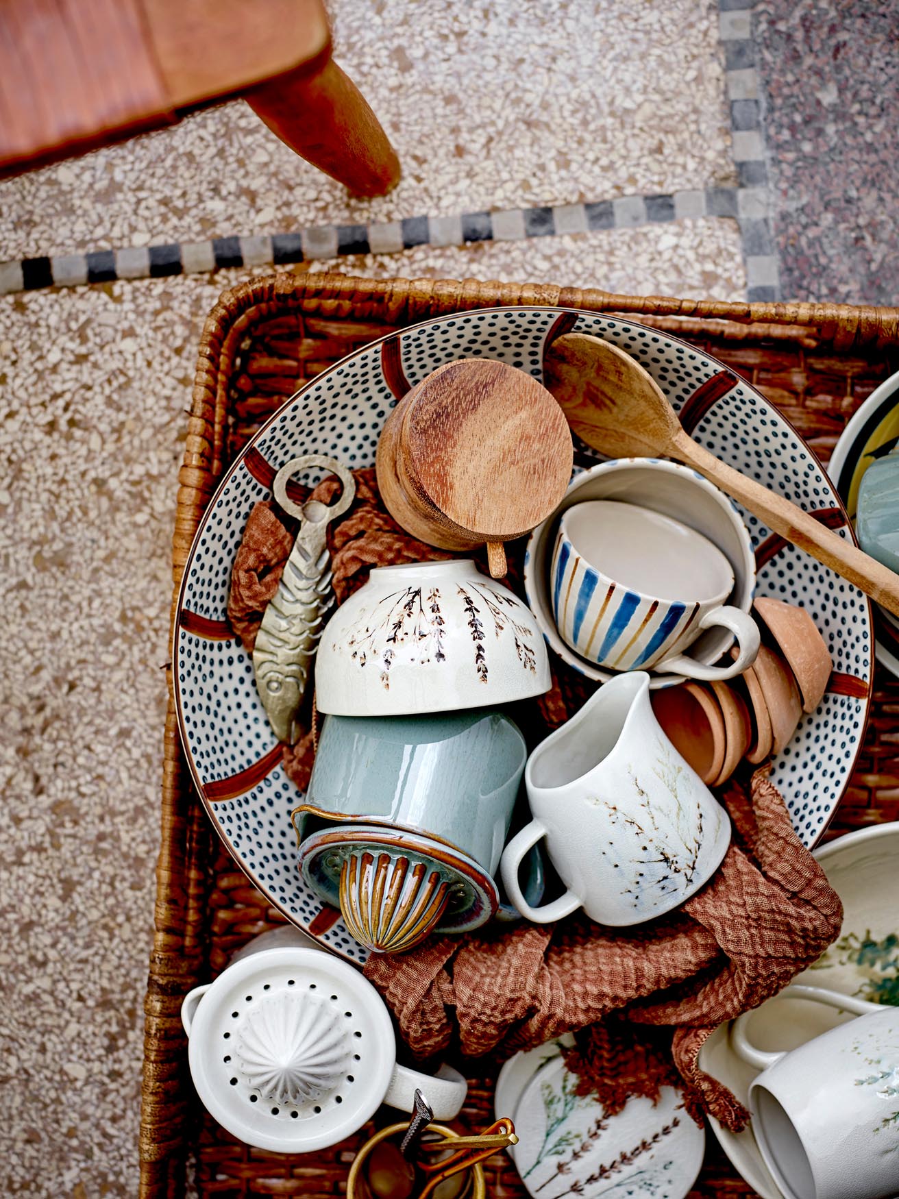 Bea Shell, Nature, Stoneware