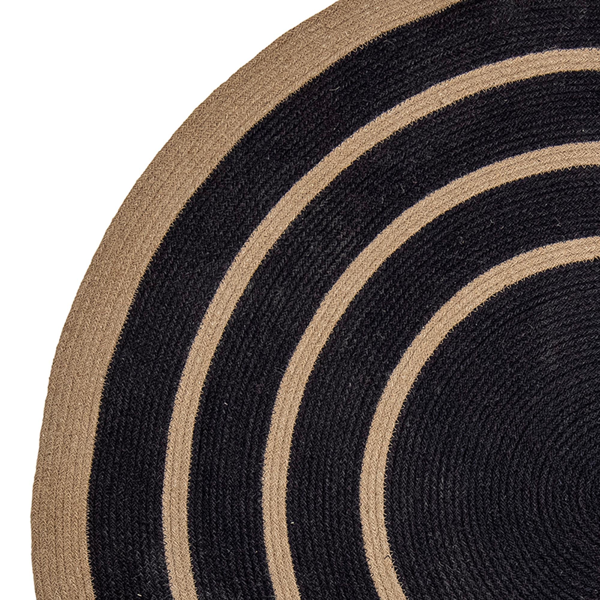 Eleganter Lune Teppich aus Seegras, handgefertigt von Bloomingville.