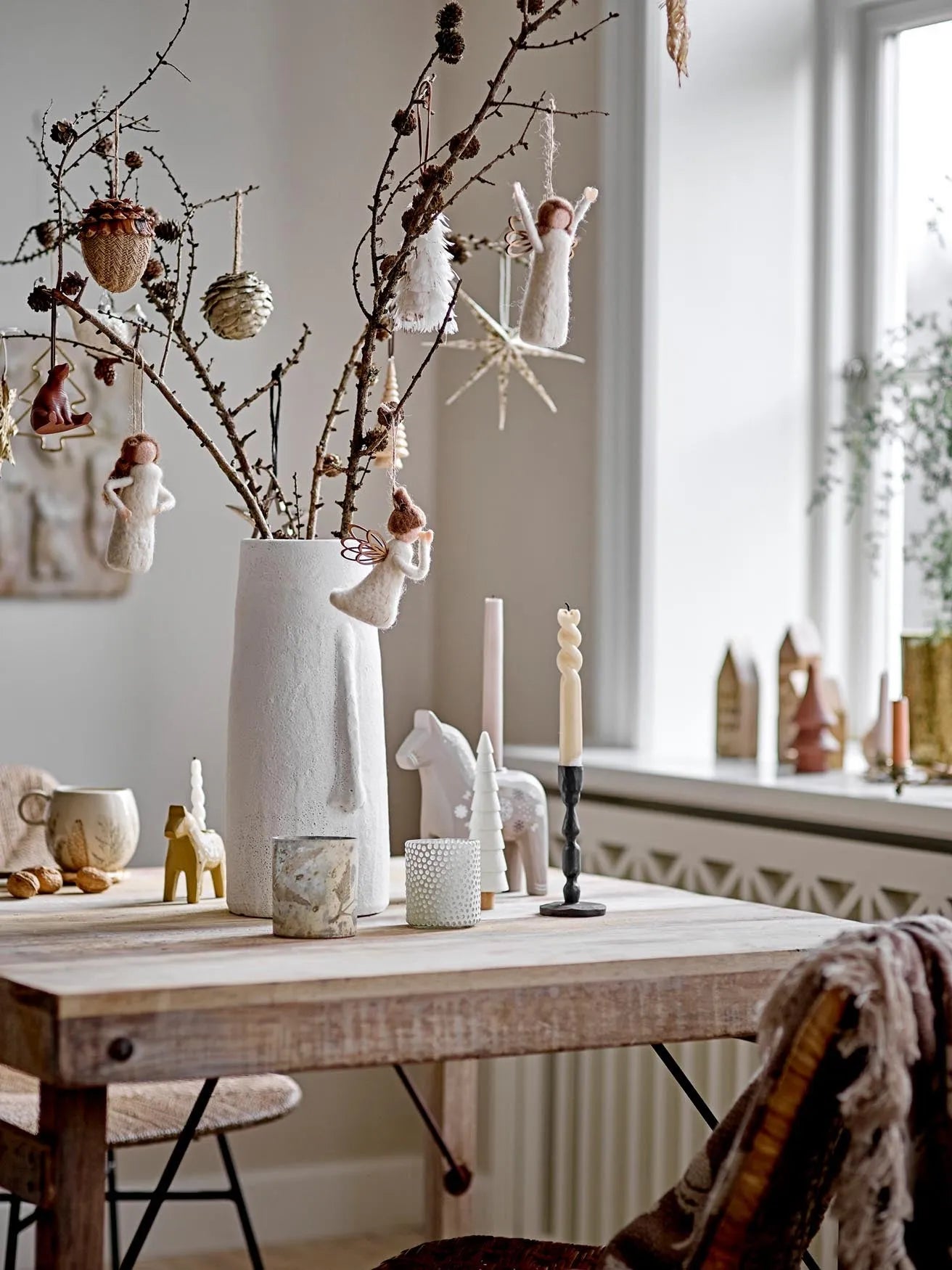 Hollie Becher, Grün, Steingut in Green präsentiert im Onlineshop von KAQTU Design AG. Tasse ist von Bloomingville