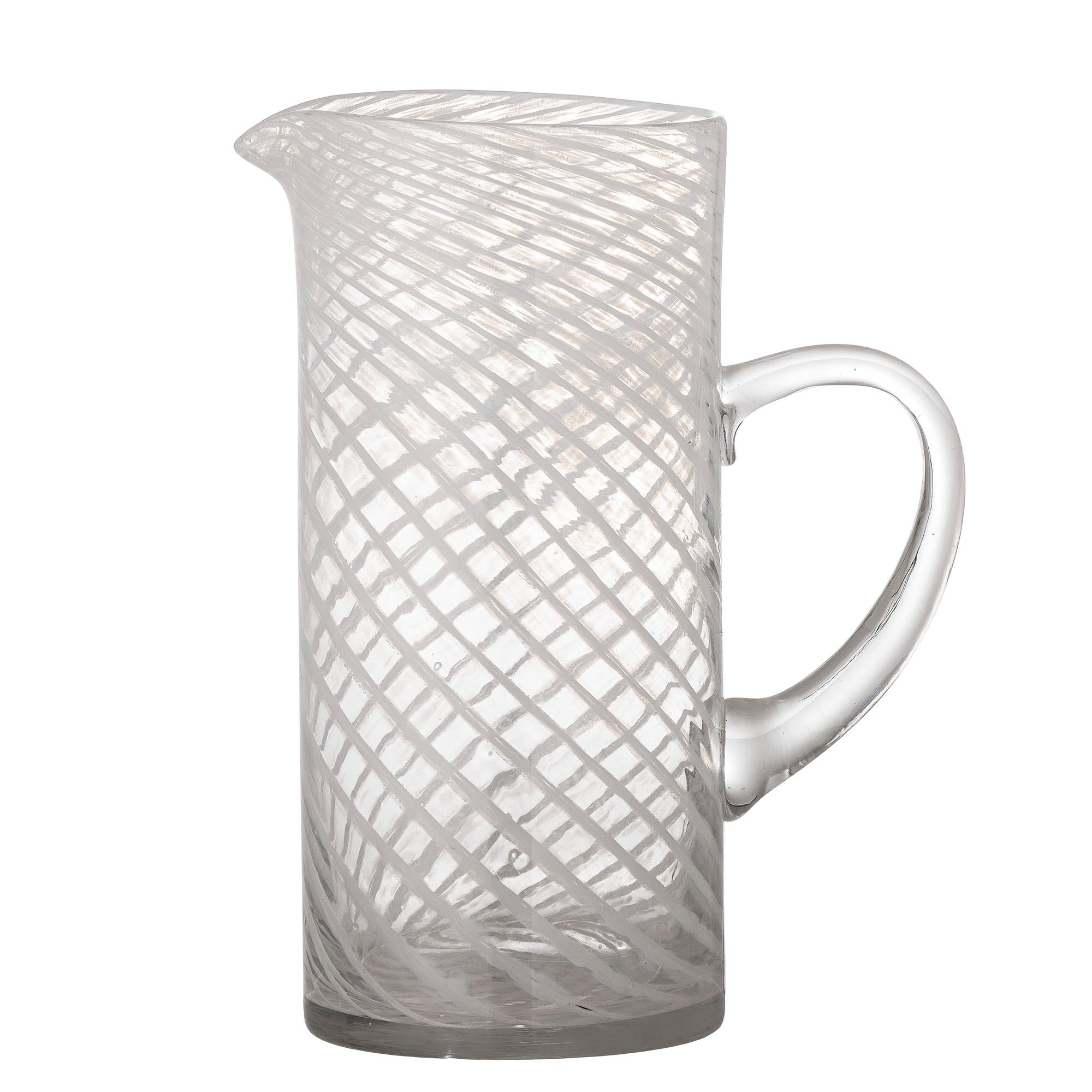 Die handgefertigte Sakhi Kanne von Bloomingville aus dickem Glas vereint nordisches Design mit Funktionalität und Eleganz für stilvolle Tischdekoration.