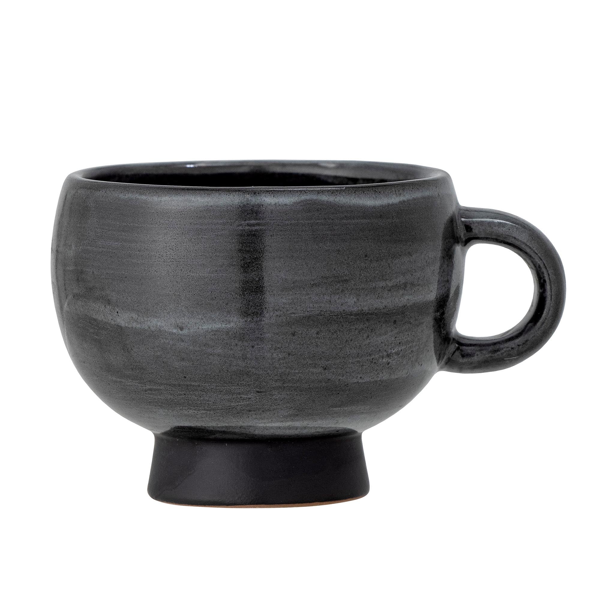 Elegante Emilo Tasse aus grauem Steingut von Bloomingville, handgefertigte Glasur, langlebig, spülmaschinenfest, skandinavisches Design.