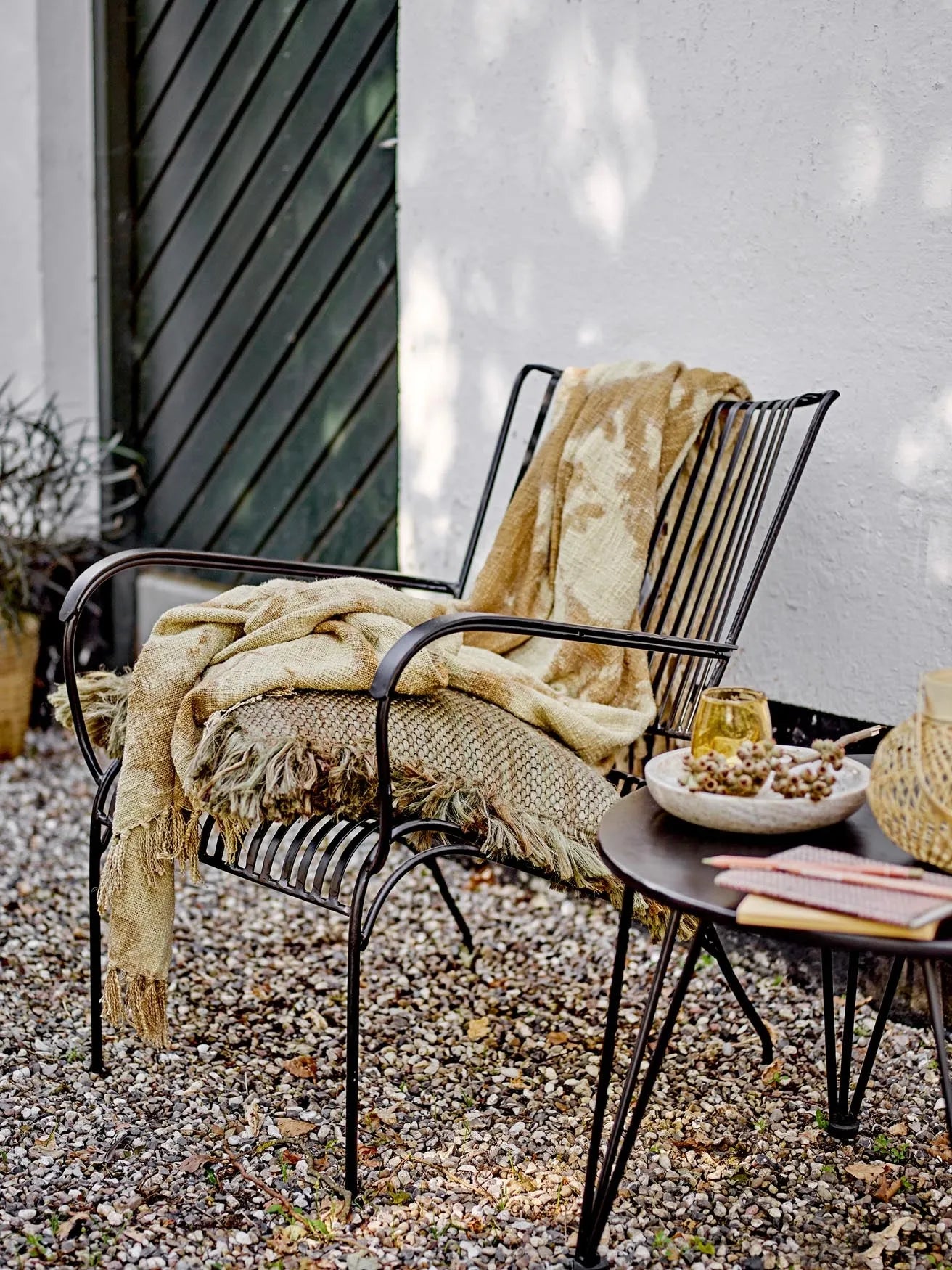 Thelma Decke Gelb: Elegante Baumwollwärme von Bloomingville.