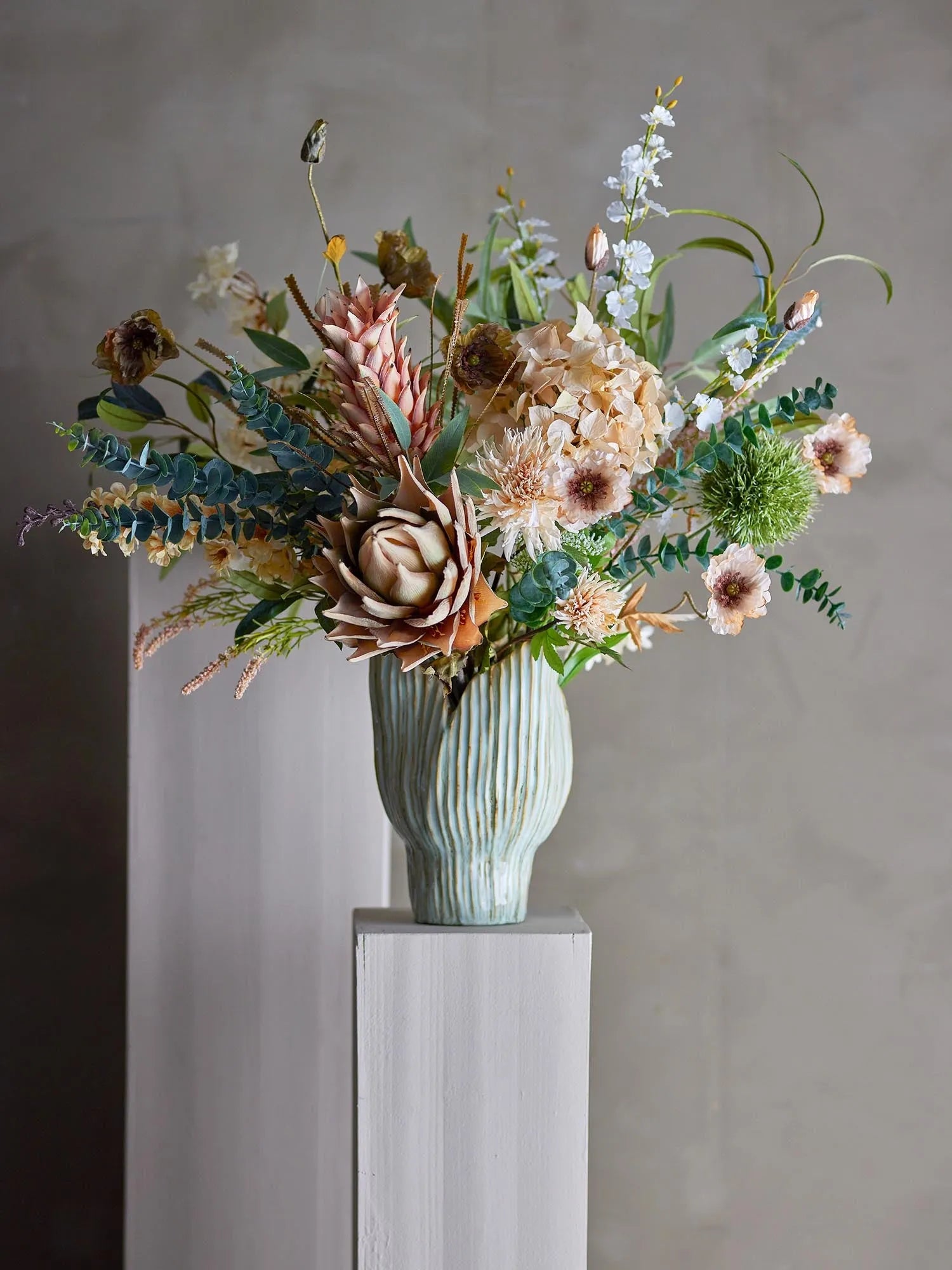 Foxtail Stiel, Rose, Künstliche Blumen in Rose präsentiert im Onlineshop von KAQTU Design AG. Kunstpflanze ist von Bloomingville