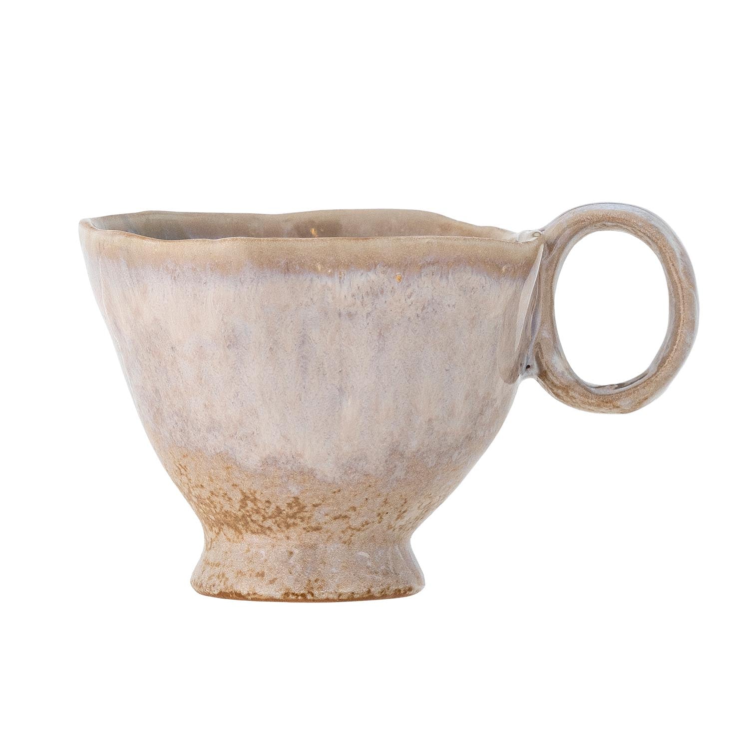 Die Imogen Tasse von Bloomingville: Handgefertigtes Steingut mit reaktiver Glasur, ergonomisch und stilvoll für Kaffee und Tee.
