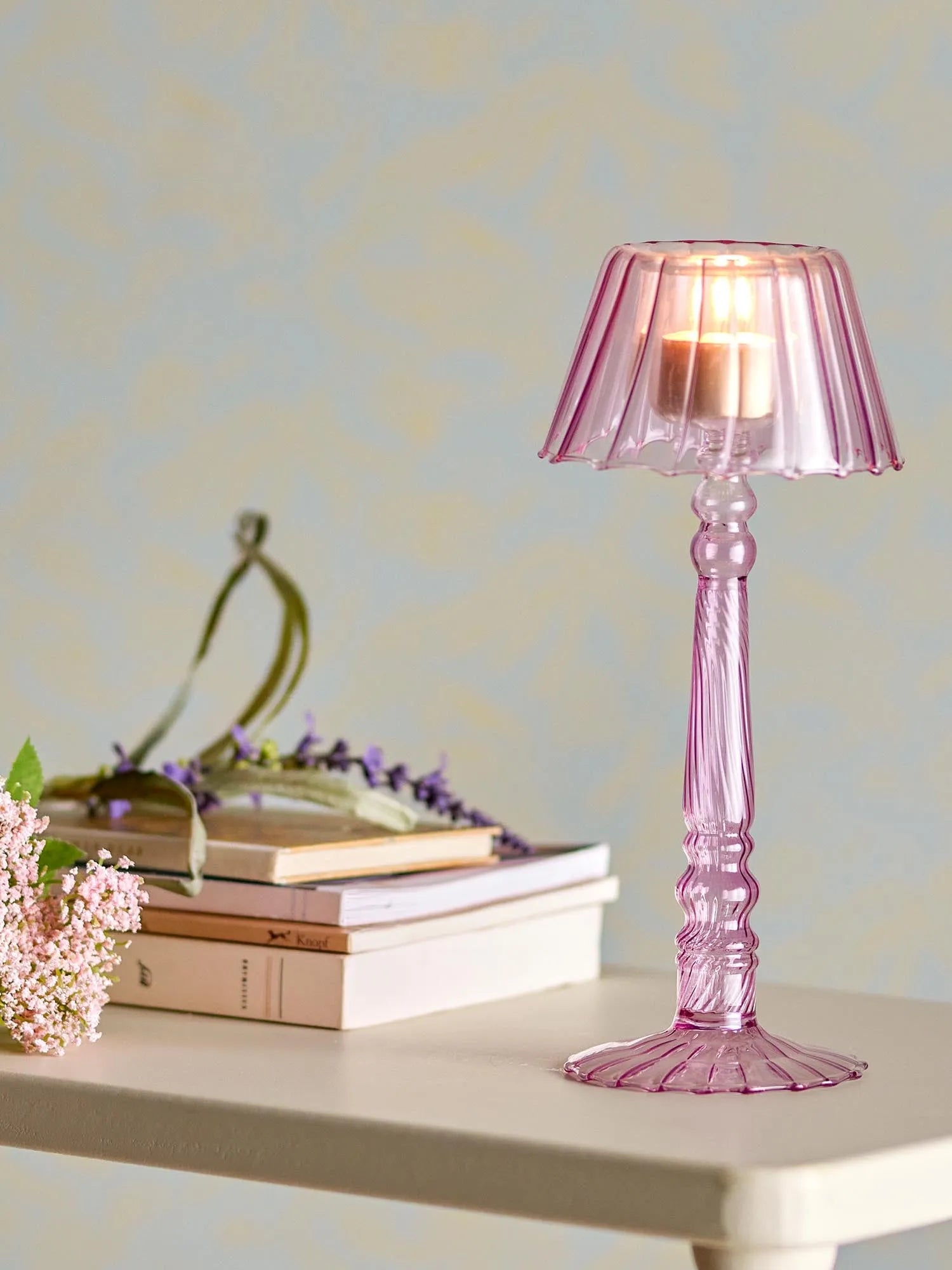 Cisco Teelichthalter, Rose, Glas in Rose präsentiert im Onlineshop von KAQTU Design AG. Teelichthalter ist von Bloomingville