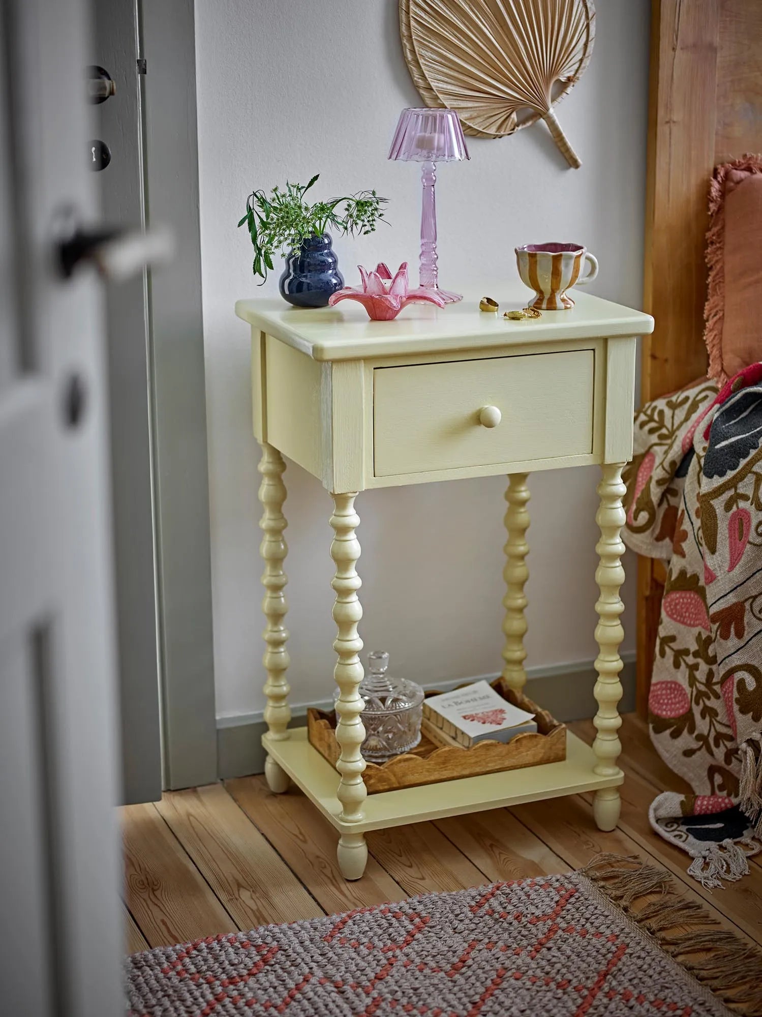 Cisco Teelichthalter, Rose, Glas in Rose präsentiert im Onlineshop von KAQTU Design AG. Teelichthalter ist von Bloomingville