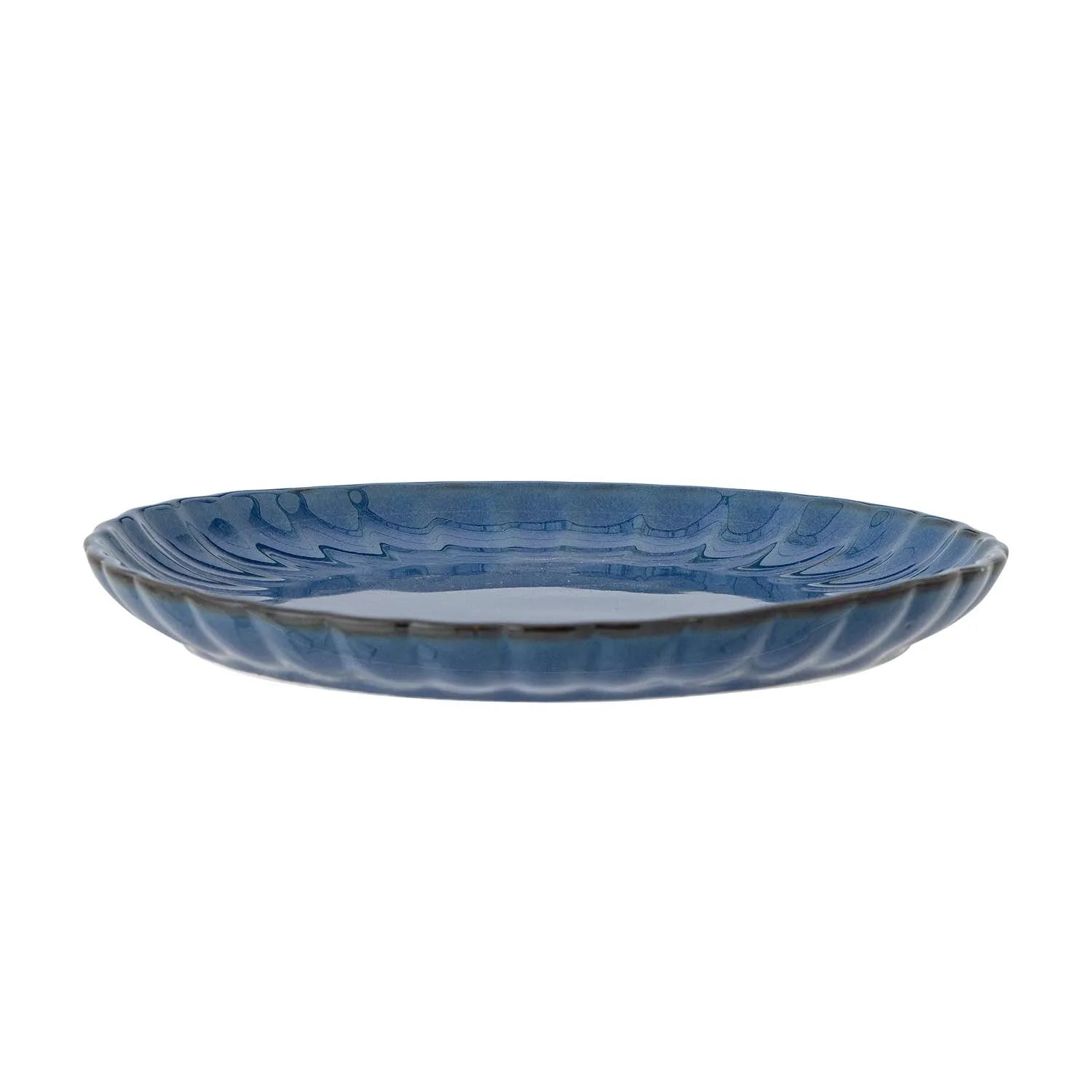 Latina Teller, Blau, Steingut in Blau präsentiert im Onlineshop von KAQTU Design AG. Teller ist von Bloomingville