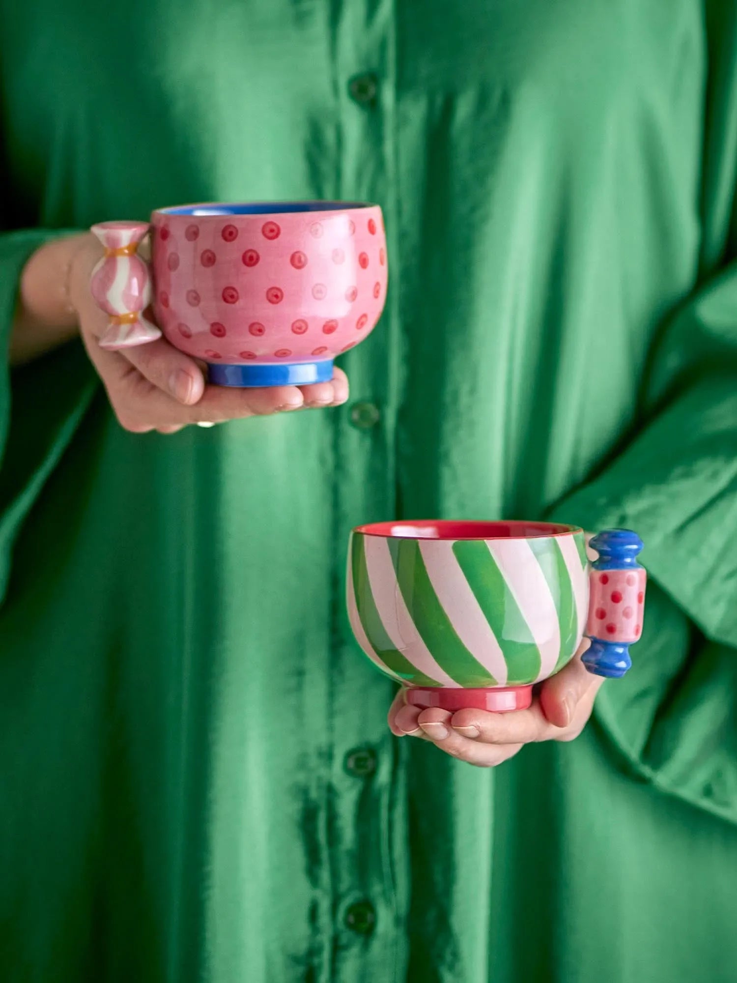 Zarte Caramella Tasse aus Steingut in Rosé von Bloomingville, perfekt für eleganten Kaffeegenuss und stilvolle Momente.