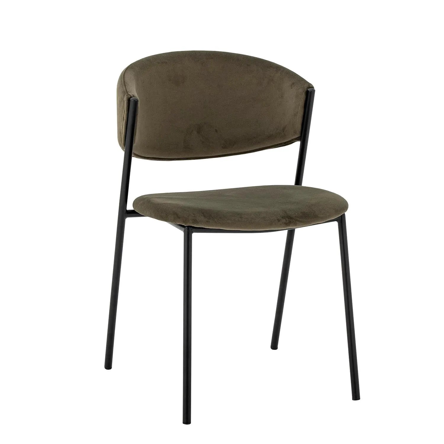 Der Marlo Esszimmerstuhl in Grün vereint nachhaltiges Design mit Komfort, dank recyceltem Polyester und eleganter nordischer Ästhetik.